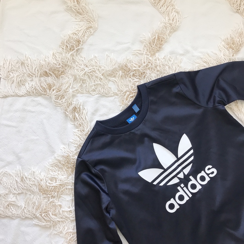 ADIDAS Unique Pullover Sweater 💕💕